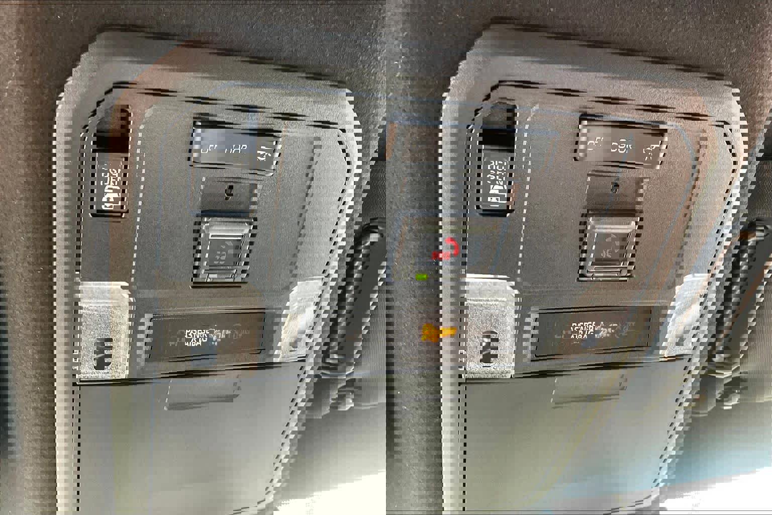 Used 2025 Toyota 4Runner TRD Off-Road image 33