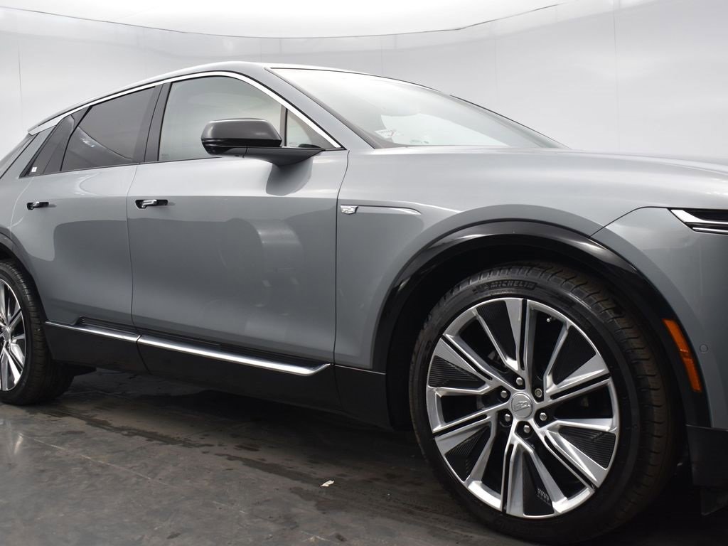 Certified 2024 Cadillac Lyriq Luxury w/ LPO, Floor Liner Package image 35