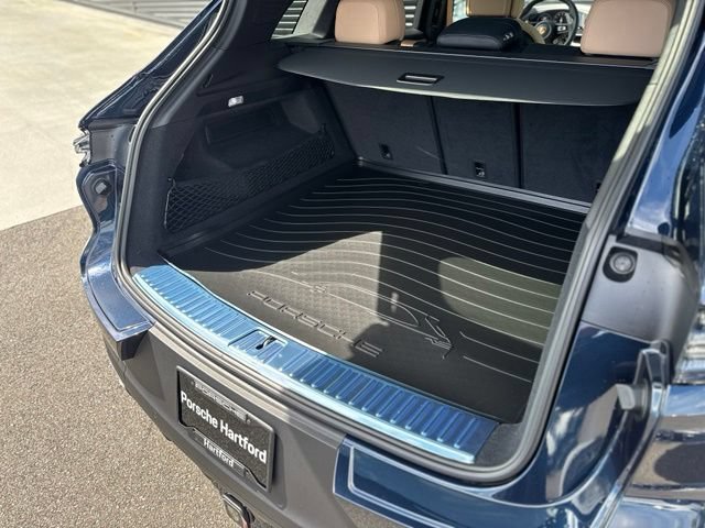 New 2026 Porsche Cayenne S AWD/4WD image 37