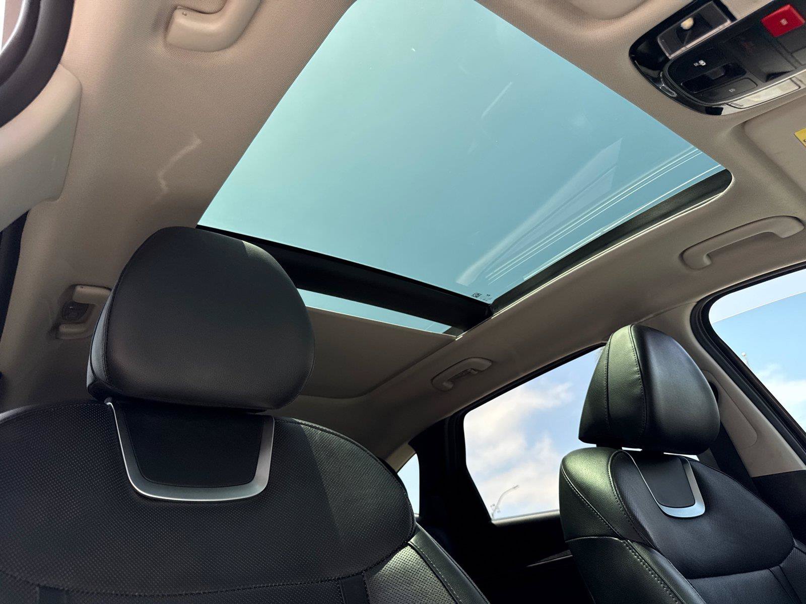 Used 2022 Hyundai Tucson Limited FWD image 15