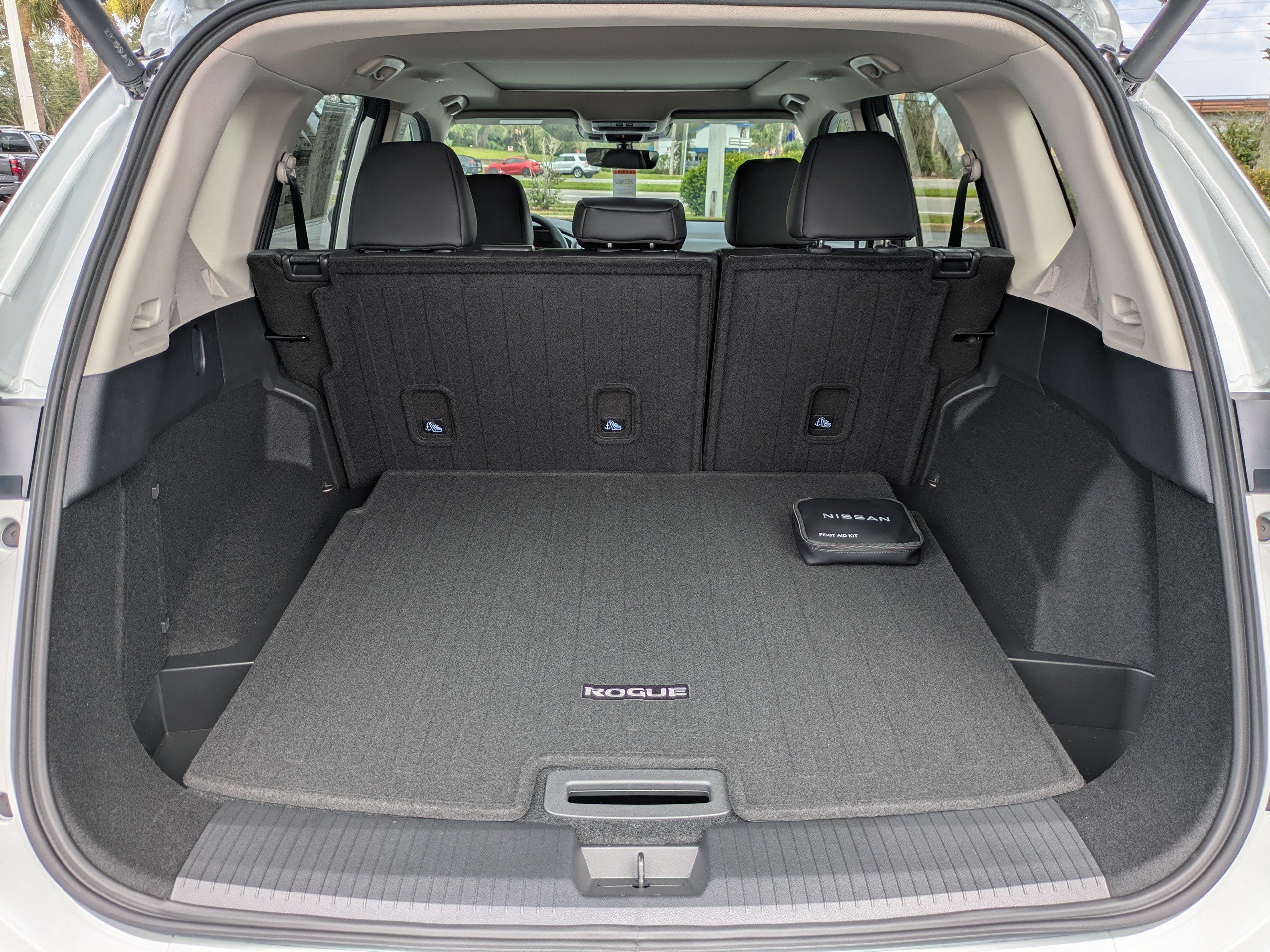 New 2026 Nissan Rogue Dark Armor FWD image 13