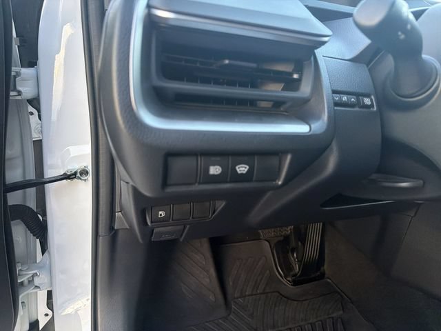 Certified 2025 Toyota Prius LE FWD image 11