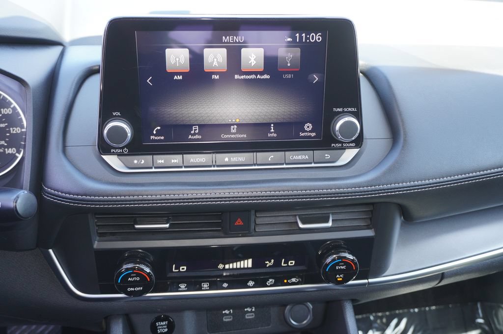 Used 2024 Nissan Rogue SV FWD image 19