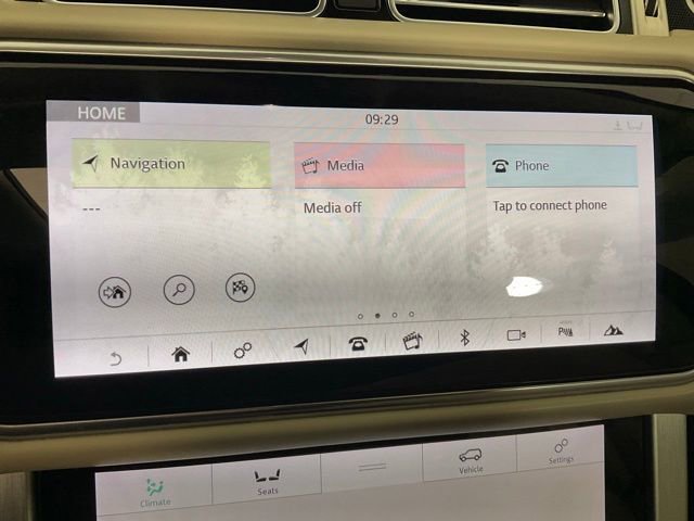 Used 2018 Land Rover Range Rover Supercharged image 10