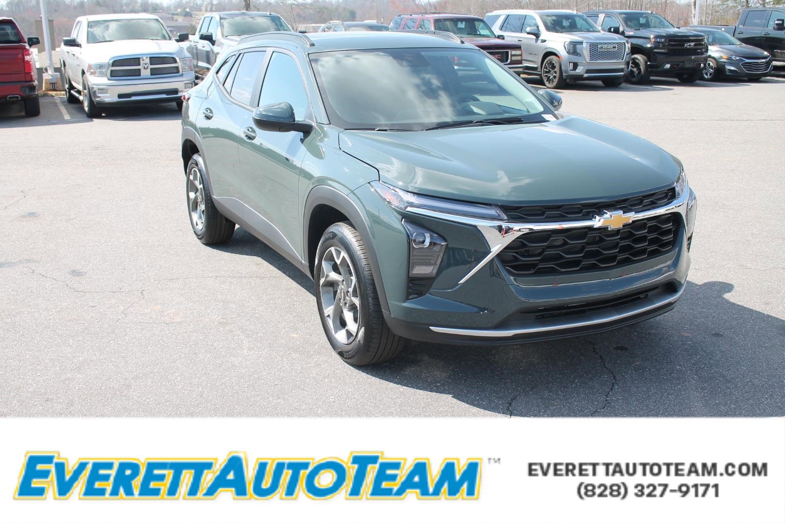 New 2026 Chevrolet Trax LT w/ Driver Confidence Package