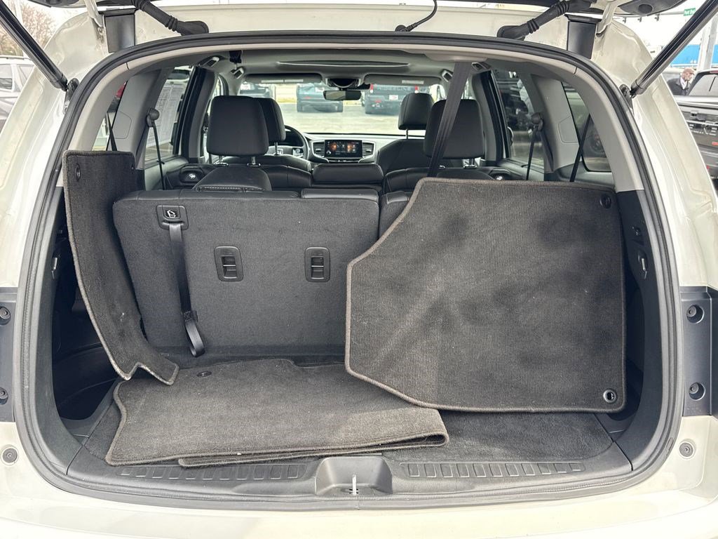 Certified 2022 Honda Pilot Special Edition image 16