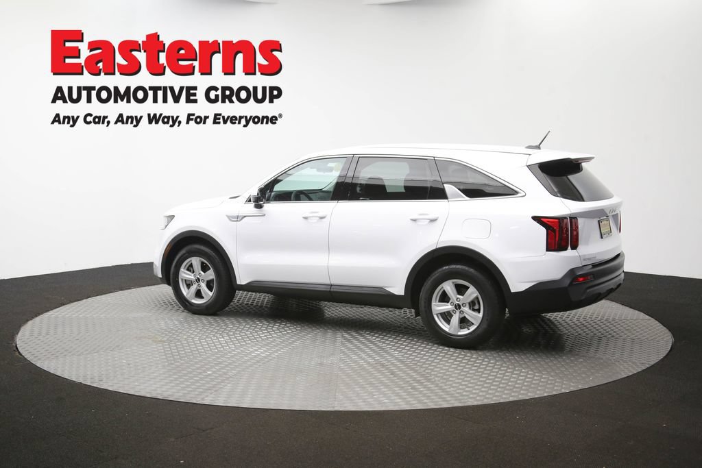 Used 2023 Kia Sorento LX FWD image 61