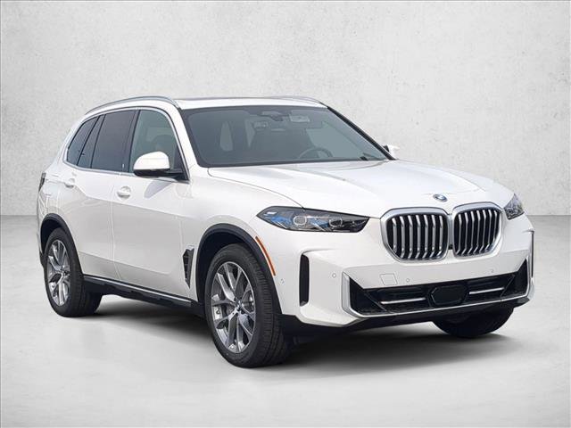 New 2026 BMW X5 xDrive50e image 7