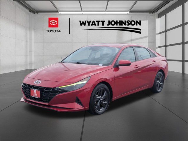 Used 2023 Hyundai Elantra SEL FWD image 3