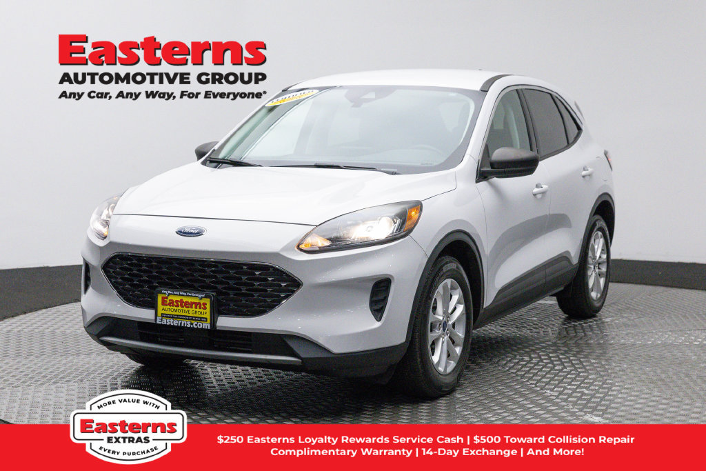 Used 2022 Ford Escape SE