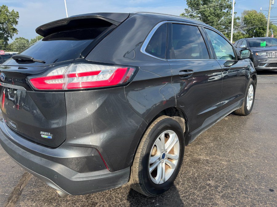 Used 2019 Ford Edge SEL w/ Equipment Group 201A AWD/4WD image 11