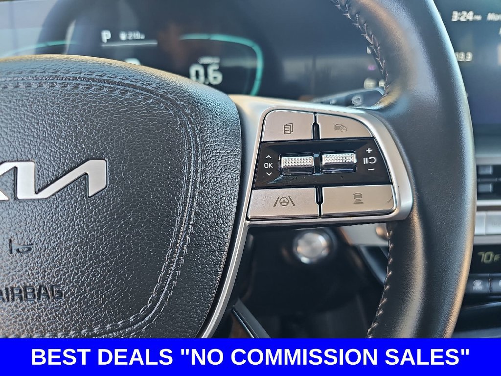 Used 2025 Kia Telluride S FWD image 19