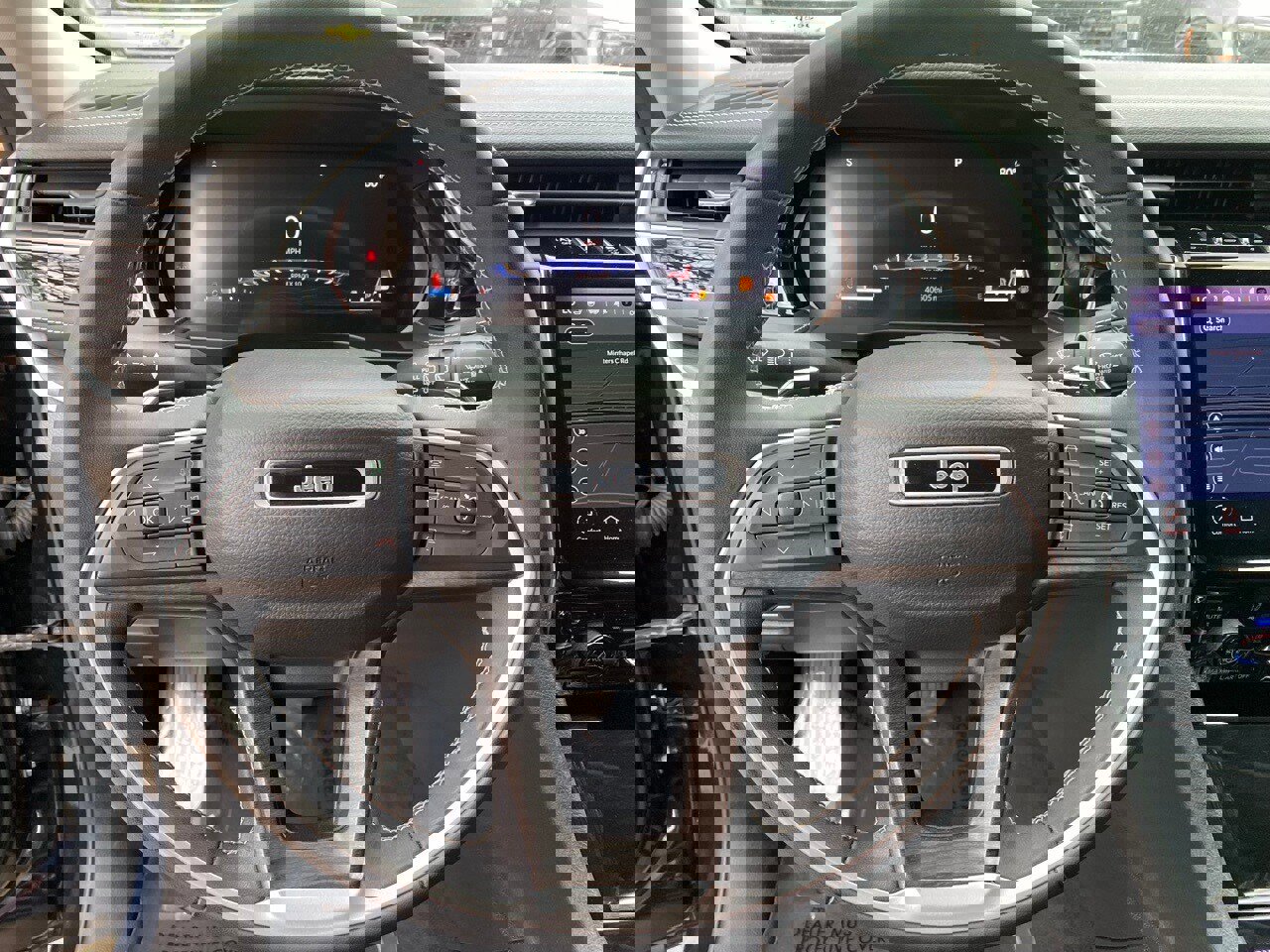 Used 2023 Jeep Grand Cherokee L Limited w/ Luxury Tech Group II image 24