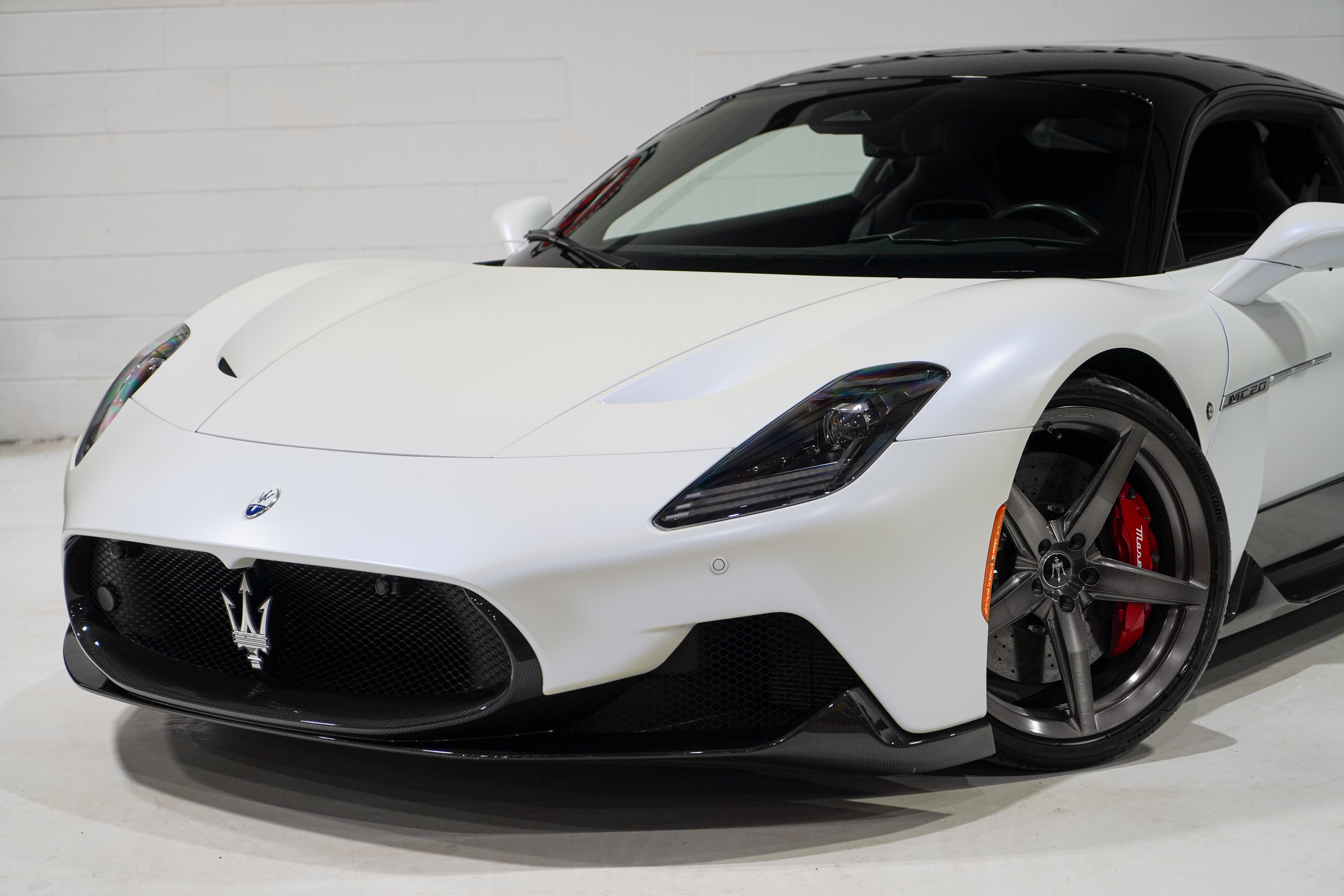 Used 2023 Maserati MC20 Coupe RWD image 36