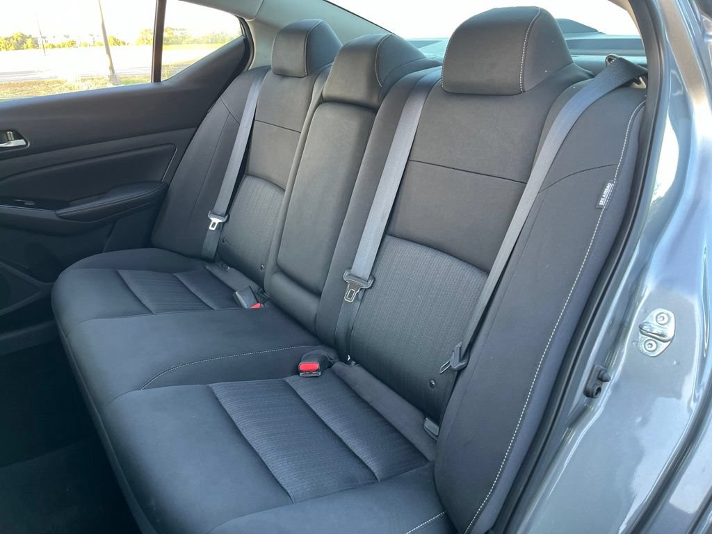 Used 2020 Nissan Altima 2.5 SV FWD image 26