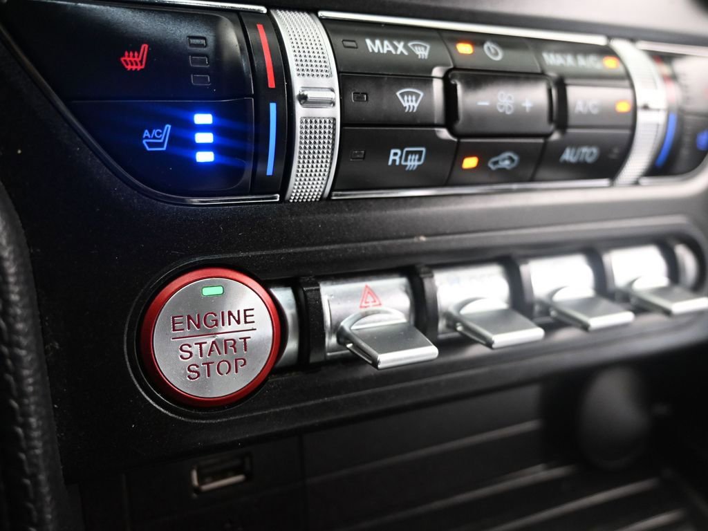 Used 2022 Ford Mustang GT Premium image 11