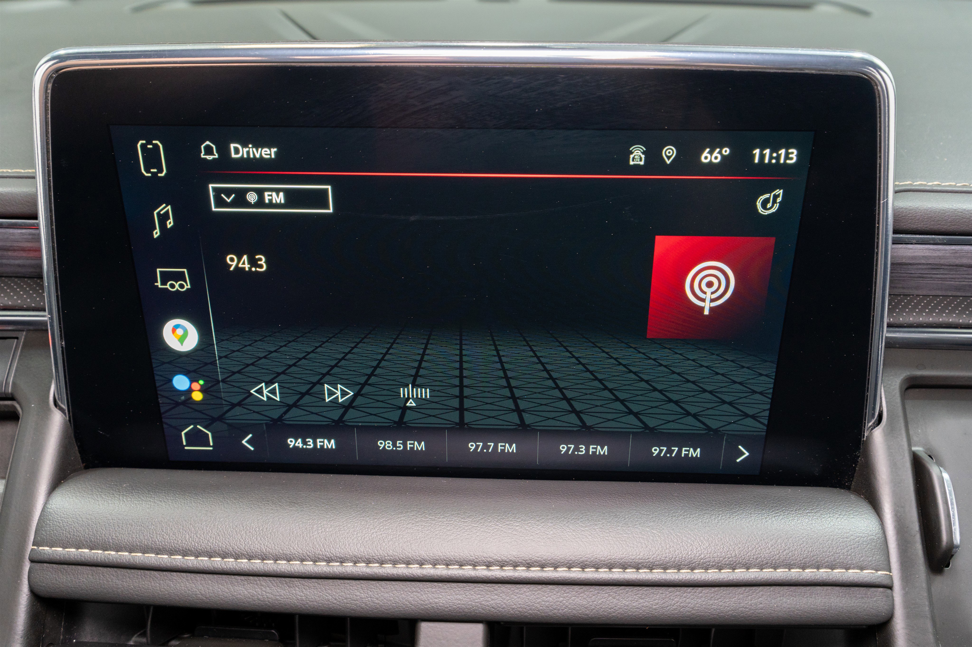 Used 2022 GMC Yukon XL SLT image 16