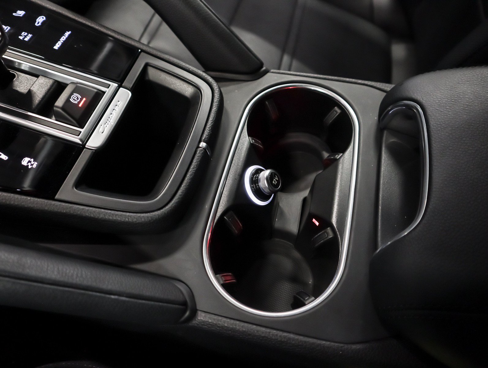 Certified 2023 Porsche Cayenne Platinum Edition AWD/4WD image 14