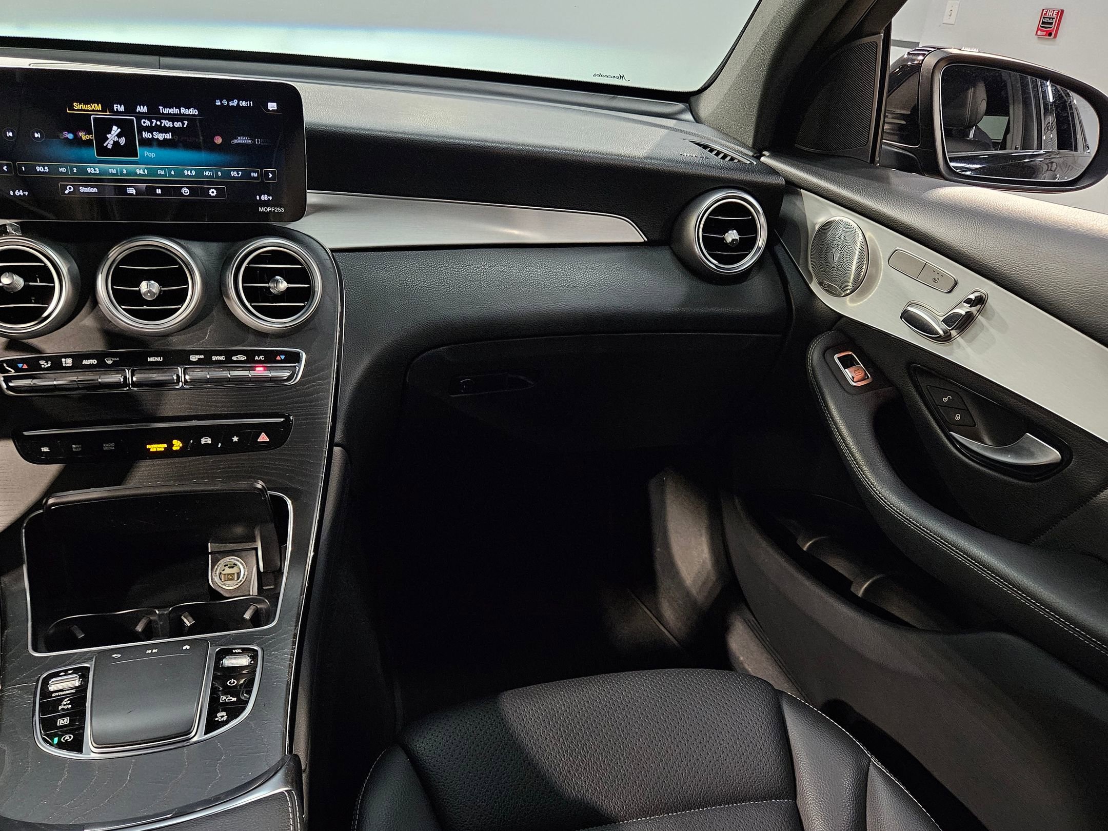 Used 2021 Mercedes-Benz GLC 300 4MATIC Coupe image 11