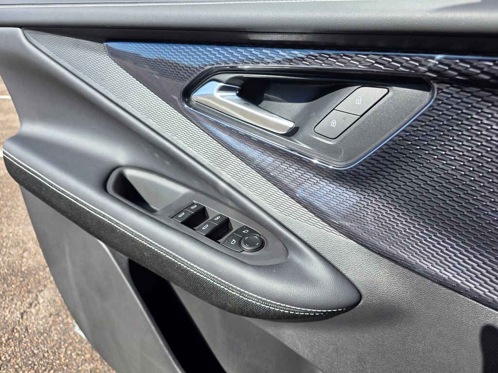 New 2025 Chevrolet Blazer EV LT w/ Midnight/Sport Edition image 11