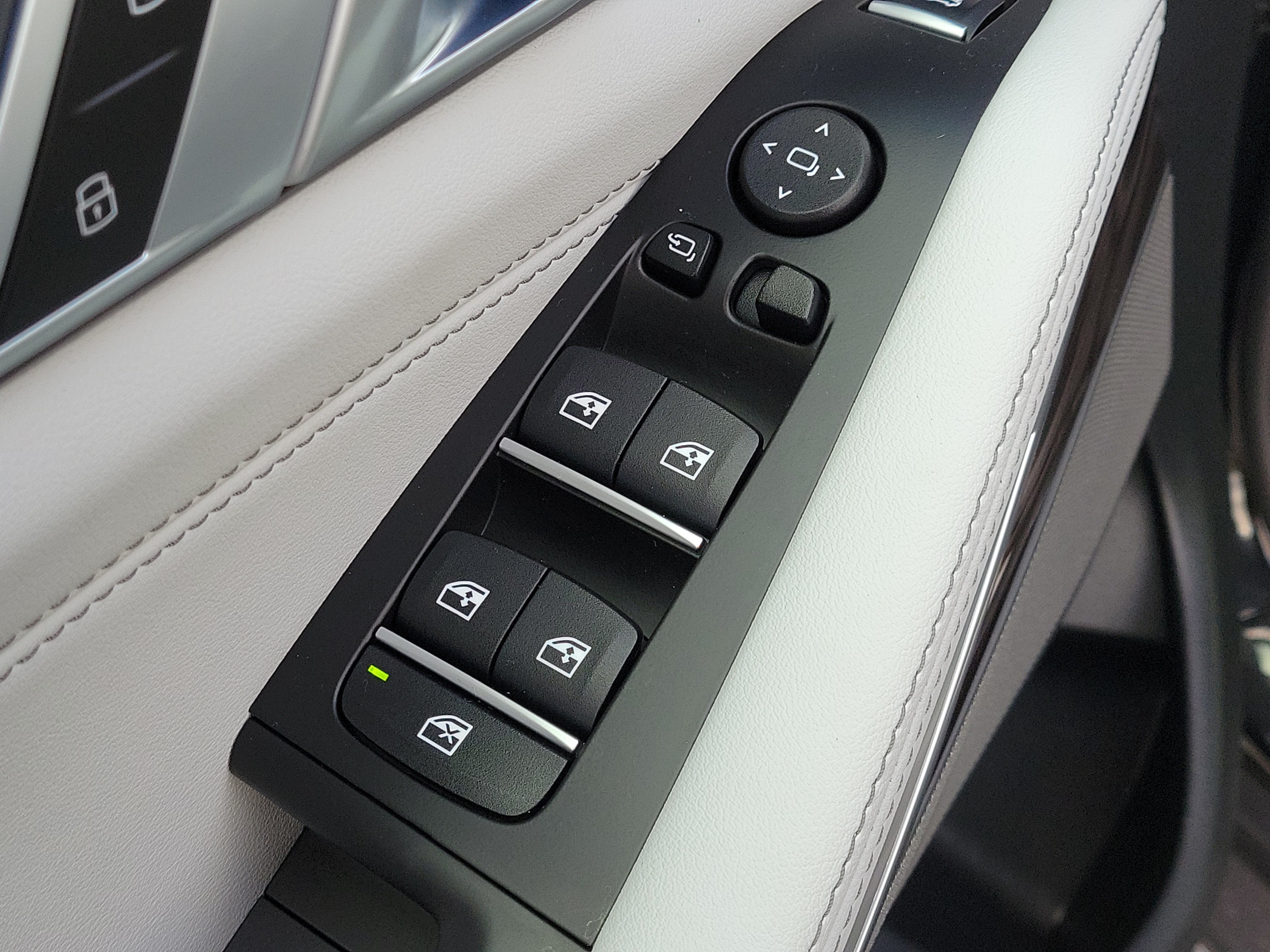 Used 2026 BMW X5 sDrive40i RWD image 21