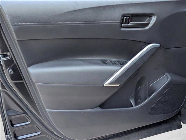 Used 2024 Toyota Corolla Cross LE w/ Moonroof Package FWD image 11