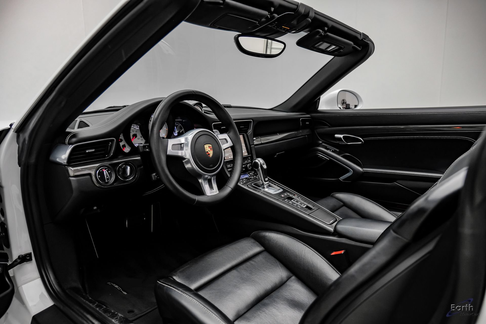 Used 2016 Porsche 911 Turbo S AWD/4WD image 47
