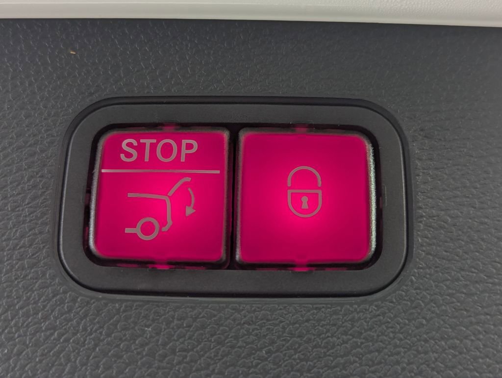 Used 2020 Mercedes-Benz GLC 300 image 56