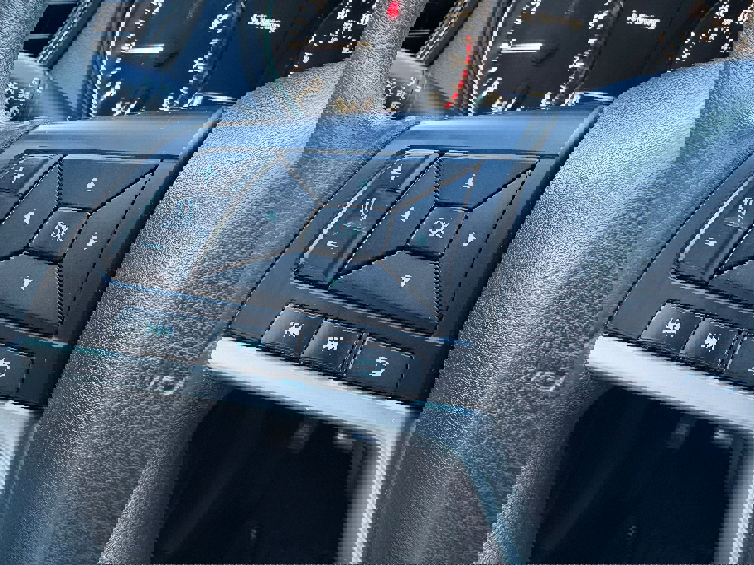 Used 2017 Nissan Rogue S image 22