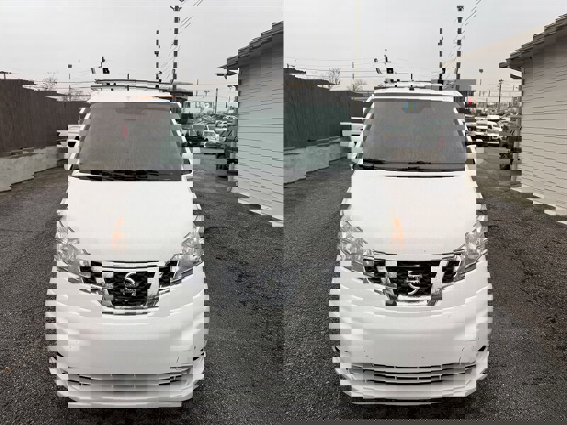 Used 2017 Nissan NV200 SV image 3