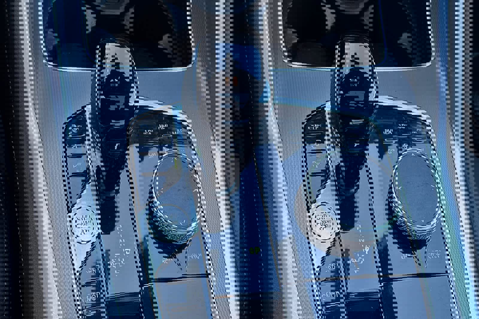 Certified 2023 BMW X6 xDrive40i w/ M Sport Package image 26