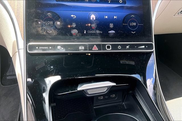 New 2025 Mercedes-Benz C 300 Sedan image 18