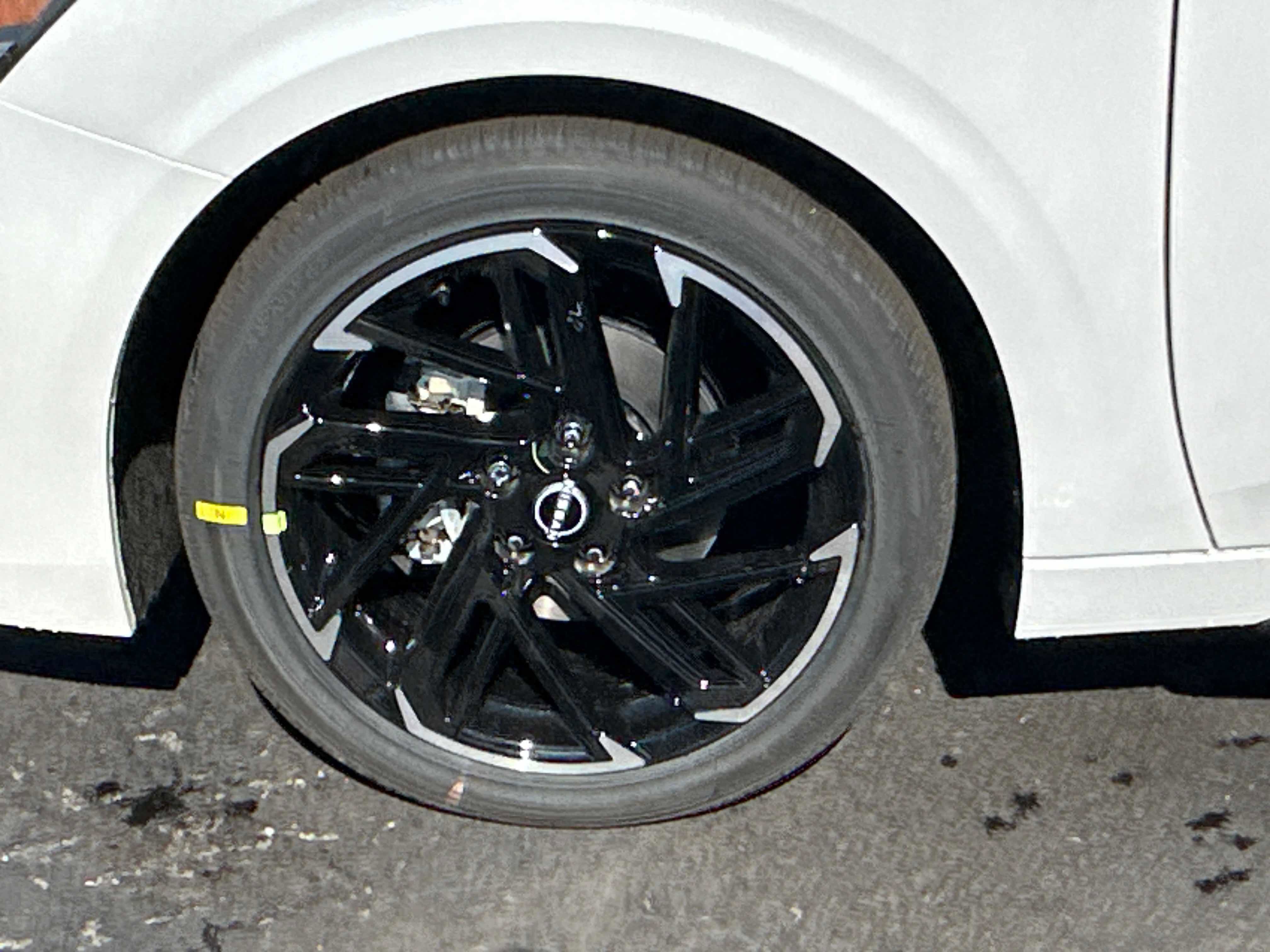 New 2026 Nissan Sentra SR w/ SR Premium Package image 9