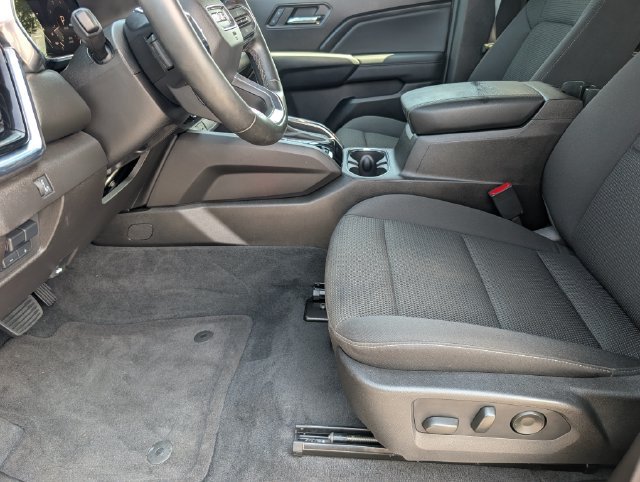 Used 2024 GMC Canyon Elevation w/ Convenience Package RWD image 16