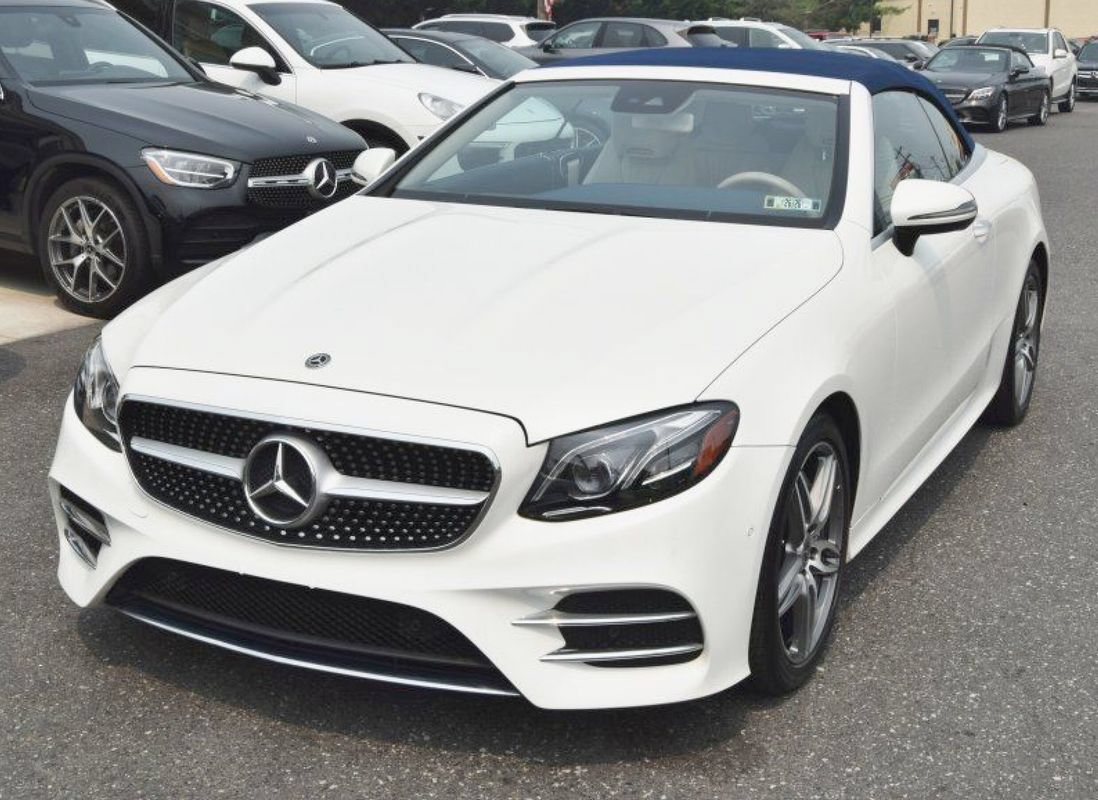 Used 2018 Mercedes-Benz E 400 4MATIC Cabriolet w/ Premium 2 Package (Q02) image 3