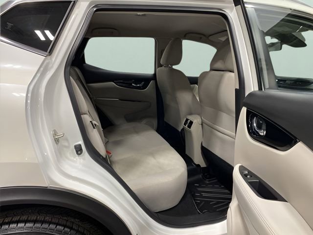 Certified 2022 Nissan Rogue Sport SV AWD/4WD image 27