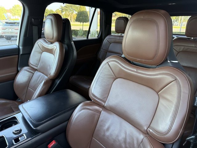 Used 2020 Lincoln Aviator Reserve w/ Equipment Group 202A AWD/4WD image 13
