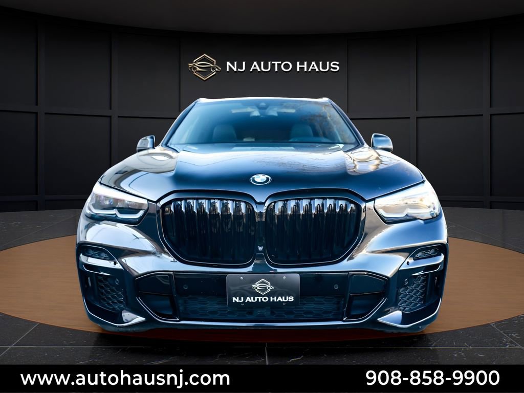 Used 2022 BMW X5 M50i w/ Premium Package AWD/4WD image 3