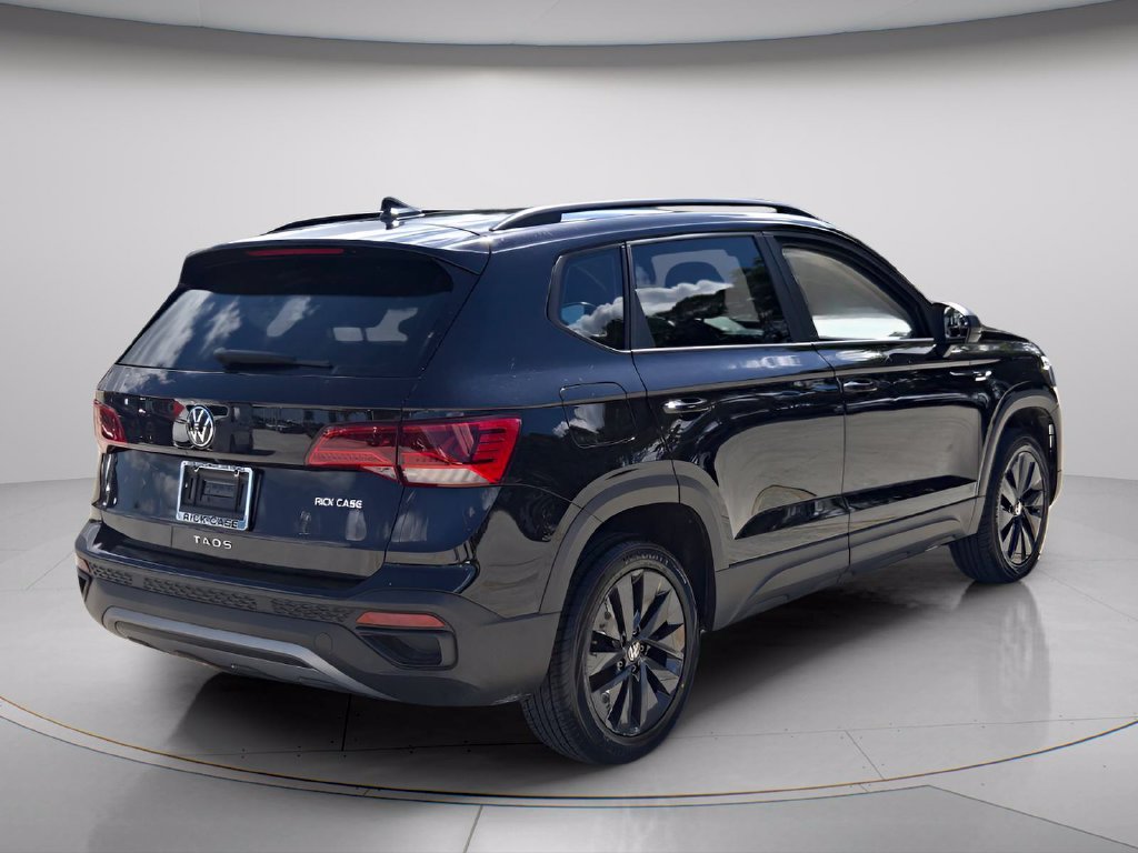 Certified 2023 Volkswagen Taos S FWD image 6