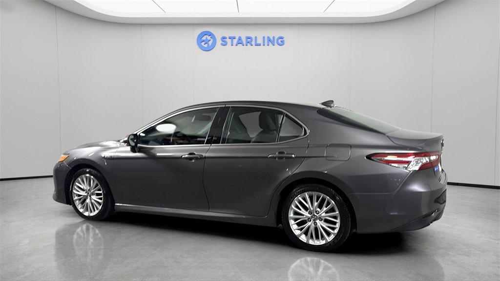 Used 2019 Toyota Camry XLE image 4