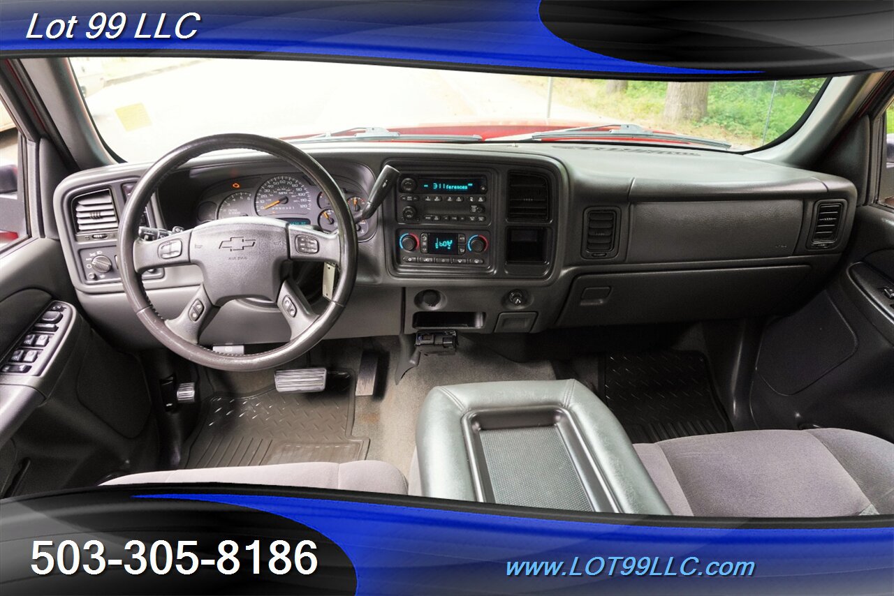 Used 2007 Chevrolet Silverado 2500 LT w/ Onstar Plus Package AWD/4WD image 12