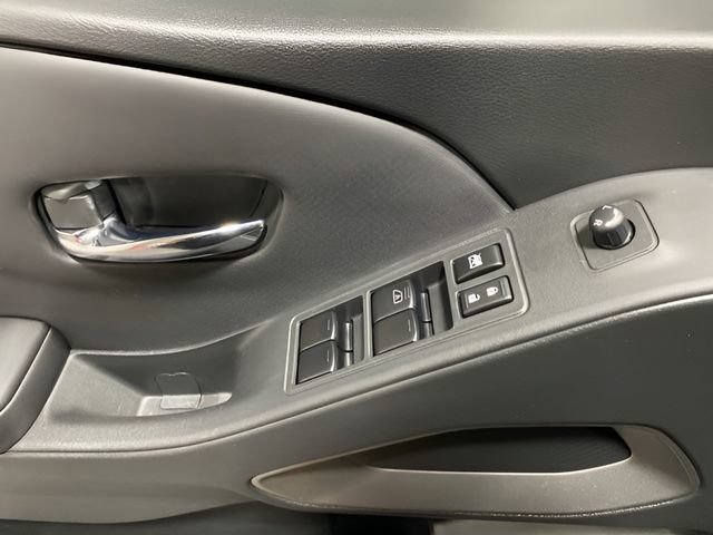 Used 2024 Nissan Frontier SV w/ Hardbody Edition AWD/4WD image 9