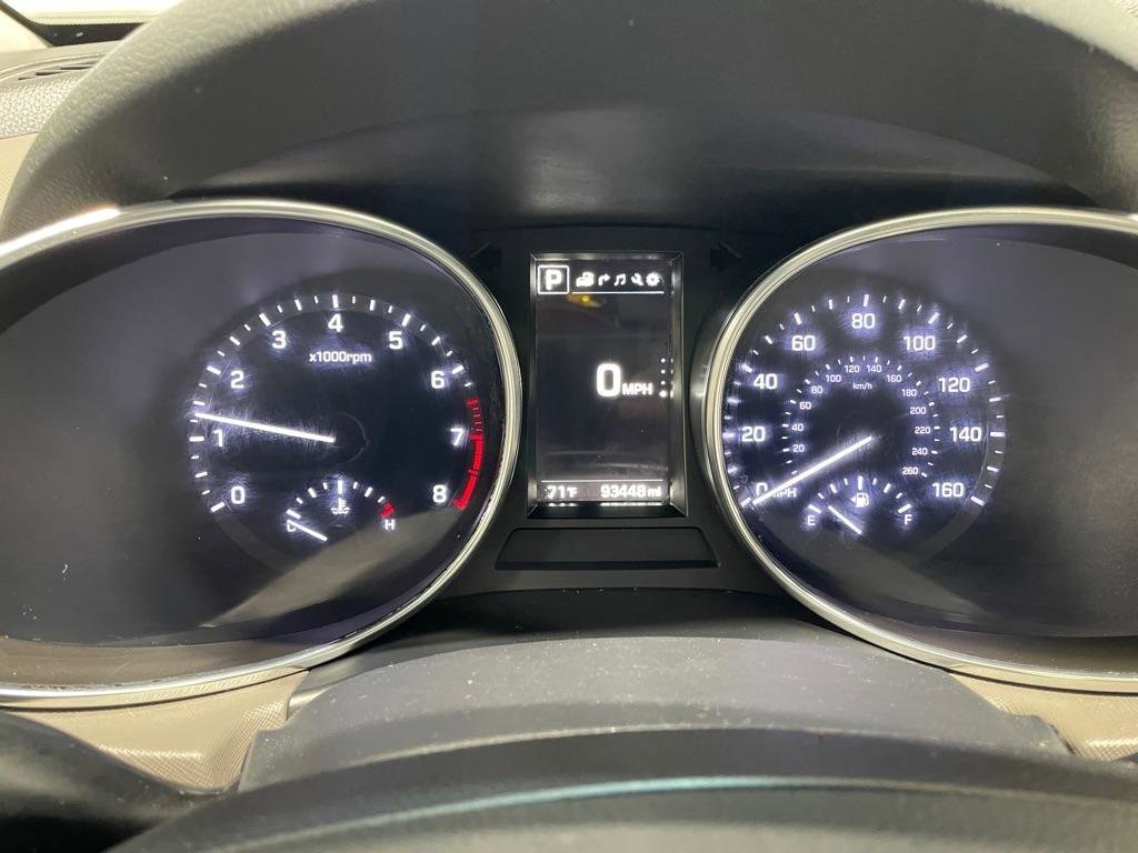 Used 2017 Hyundai Santa Fe Limited w/ Cargo Package AWD/4WD image 31
