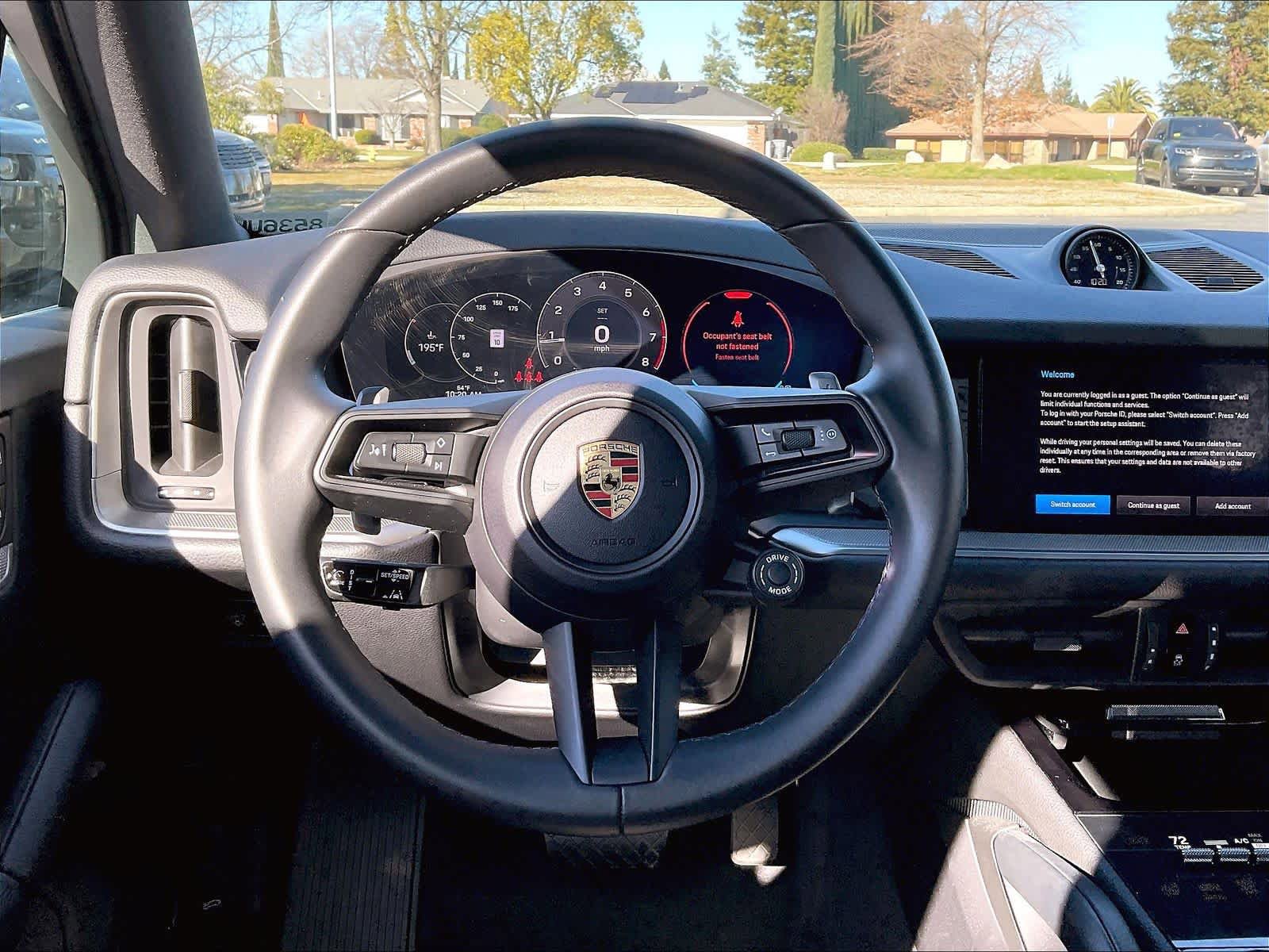 Used 2024 Porsche Cayenne image 7