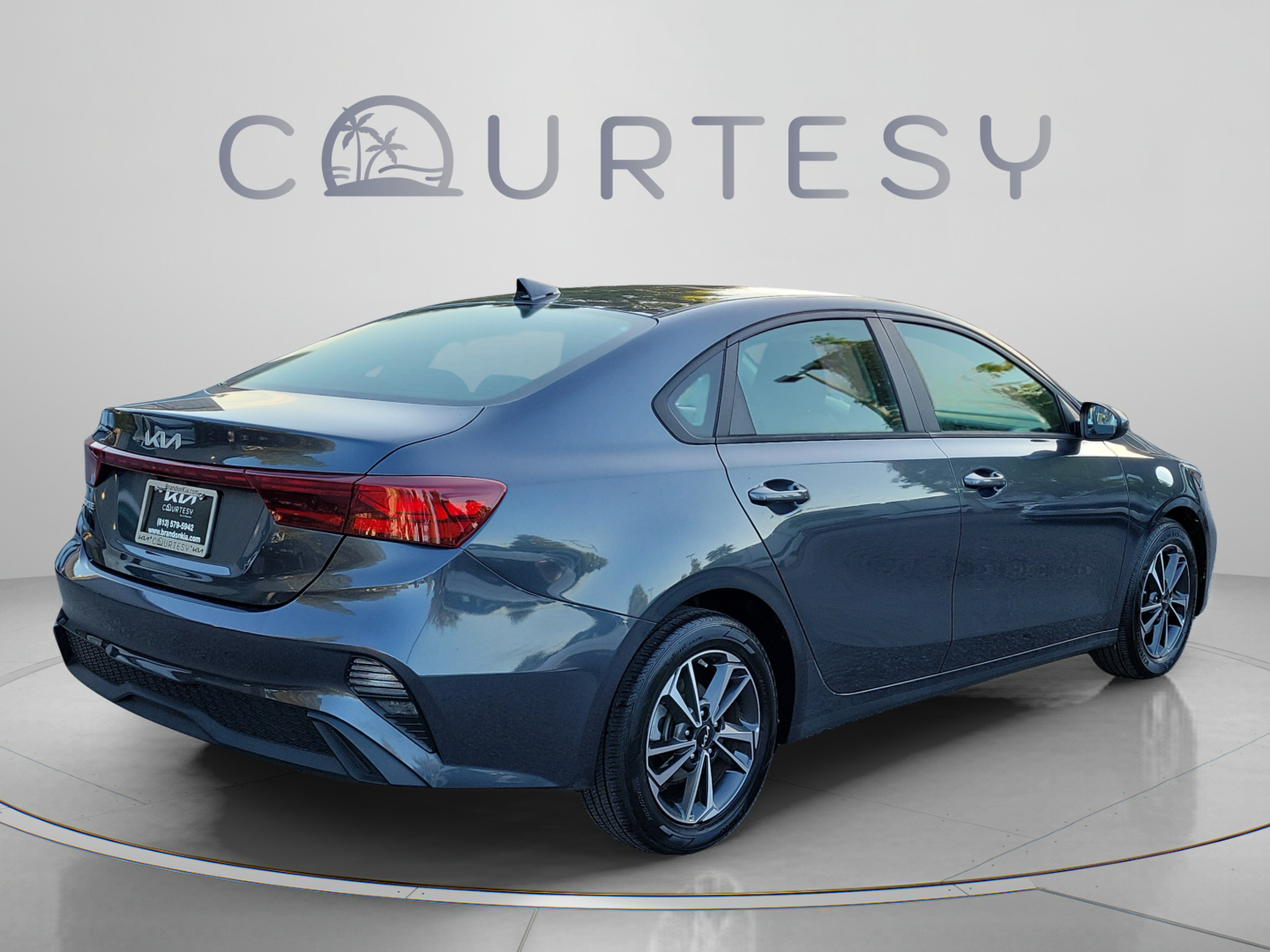 Certified 2024 Kia Forte LXS FWD image 2