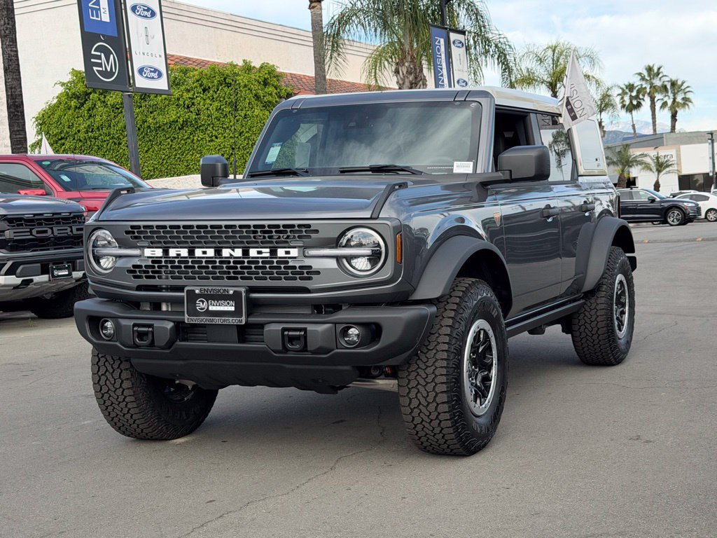 New 2026 Ford Bronco Badlands w/ Sasquatch Package AWD/4WD image 5