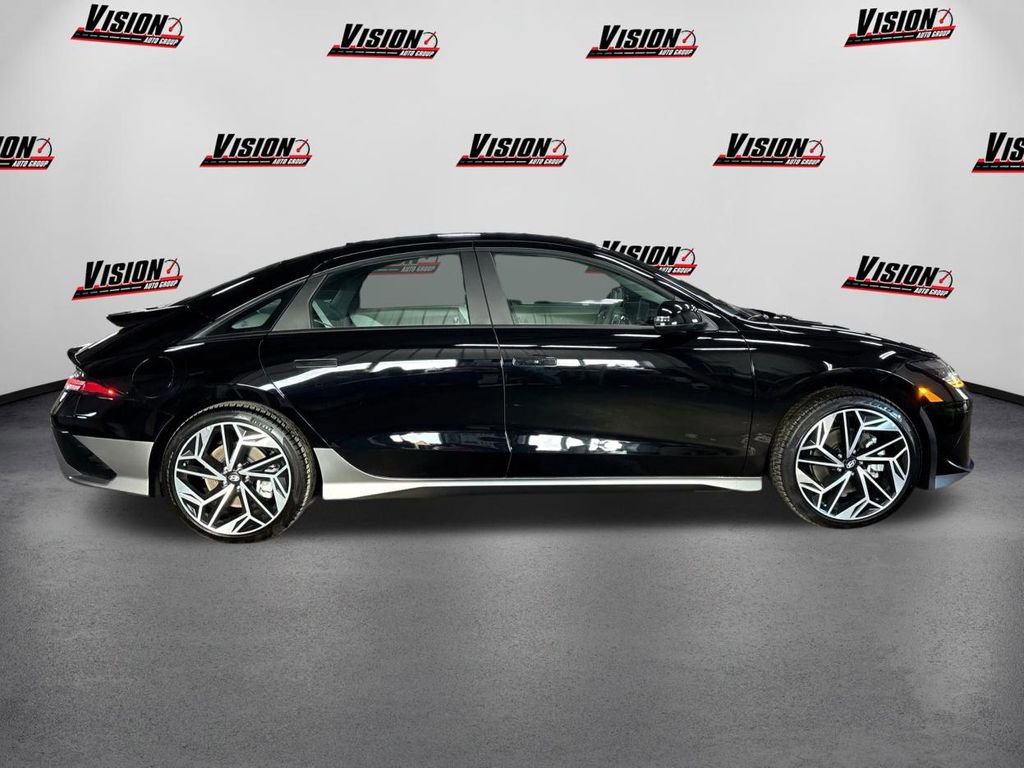 New 2025 Hyundai Ioniq 6 SEL image 4