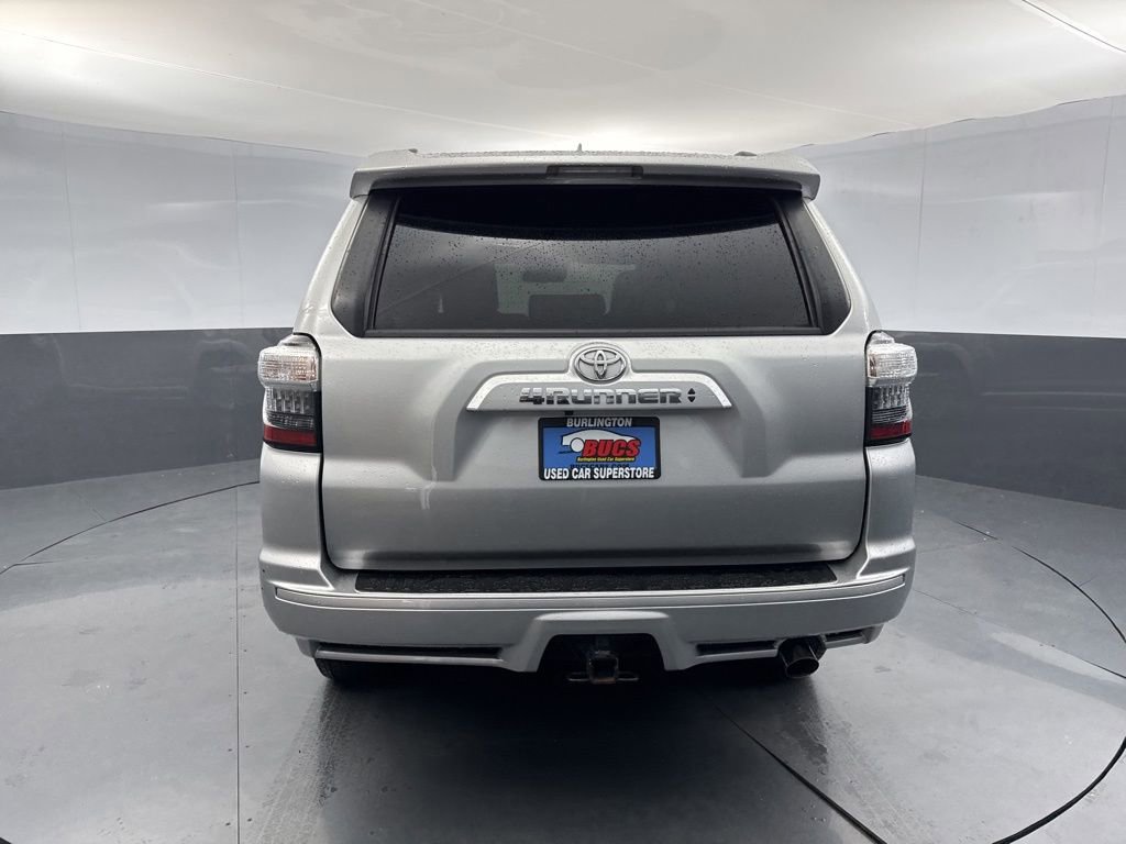 Used 2022 Toyota 4Runner TRD Sport AWD/4WD image 4