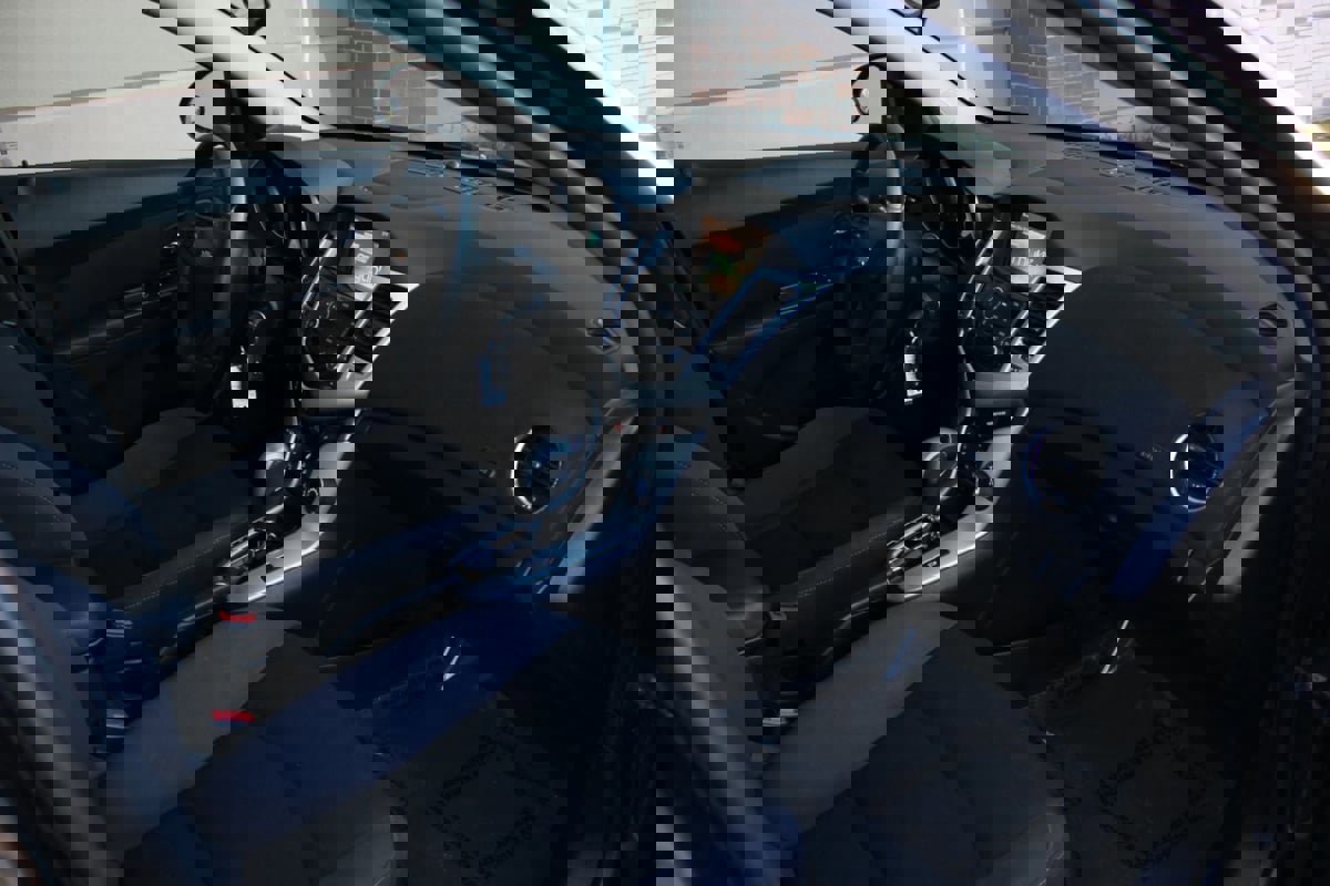 Used 2016 Chevrolet Cruze LT w/ Technology Package image 26