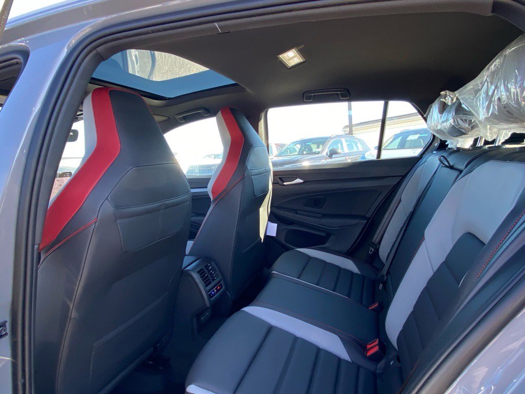 New 2026 Volkswagen GTI SE image 12